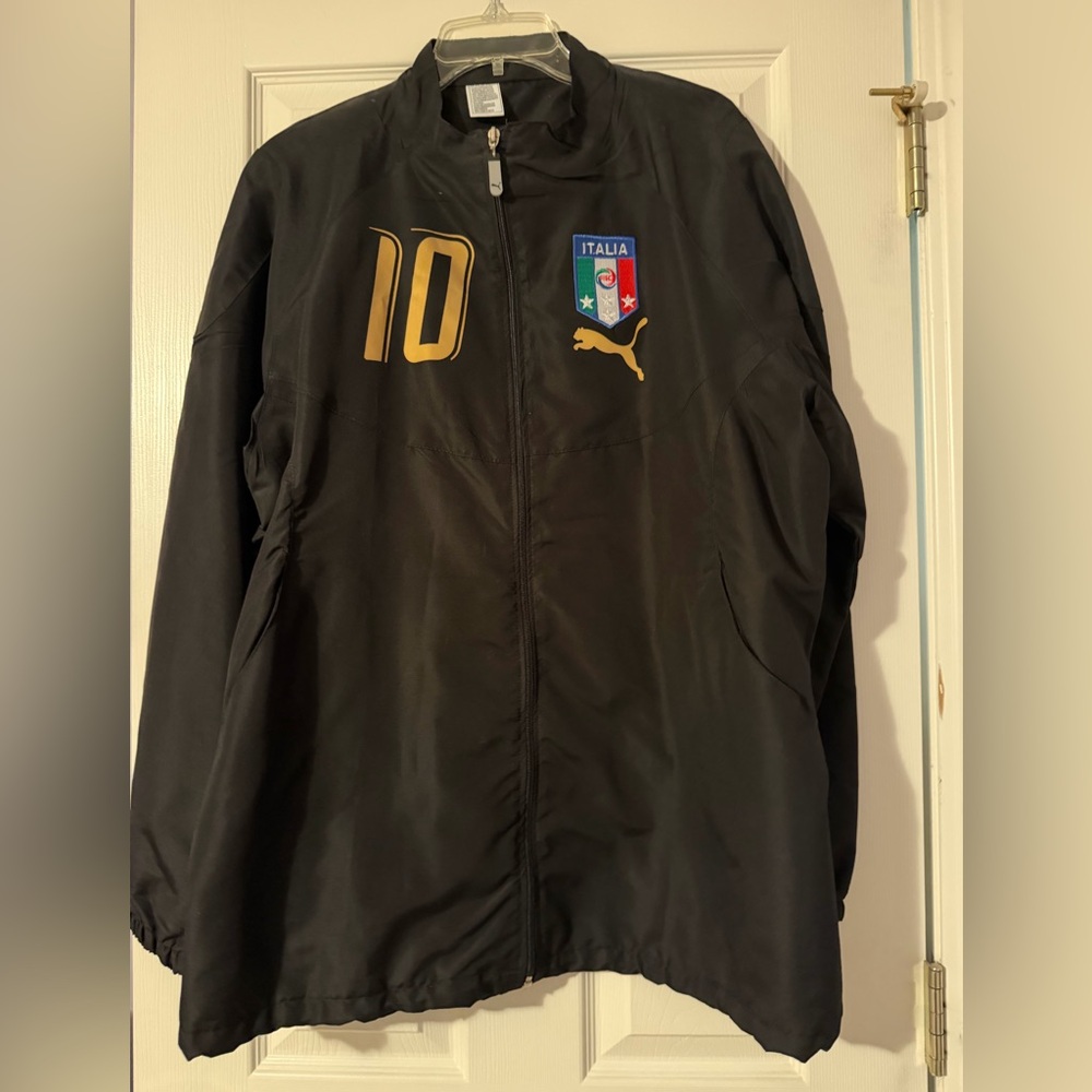 Puma men's windbreaker men’s size large